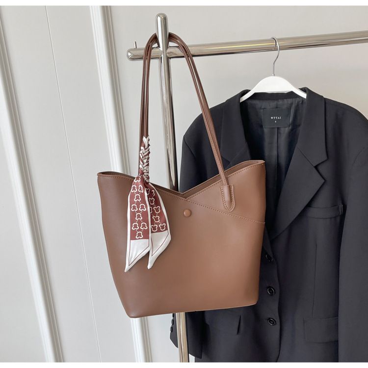 Nuova borsa tote elegante di grande capacità, di alta qualità, a forma di V, alla moda, per il pendolarismo, borsa a mano con sciarpa di seta_voghion.com