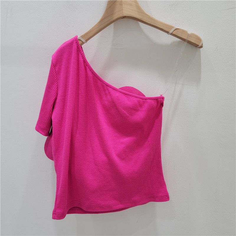 Hot girl three-dimensional large flower oblique collar one-shoulder high-end 2024 summer wear stylish slimming and chic tops_voghion.com