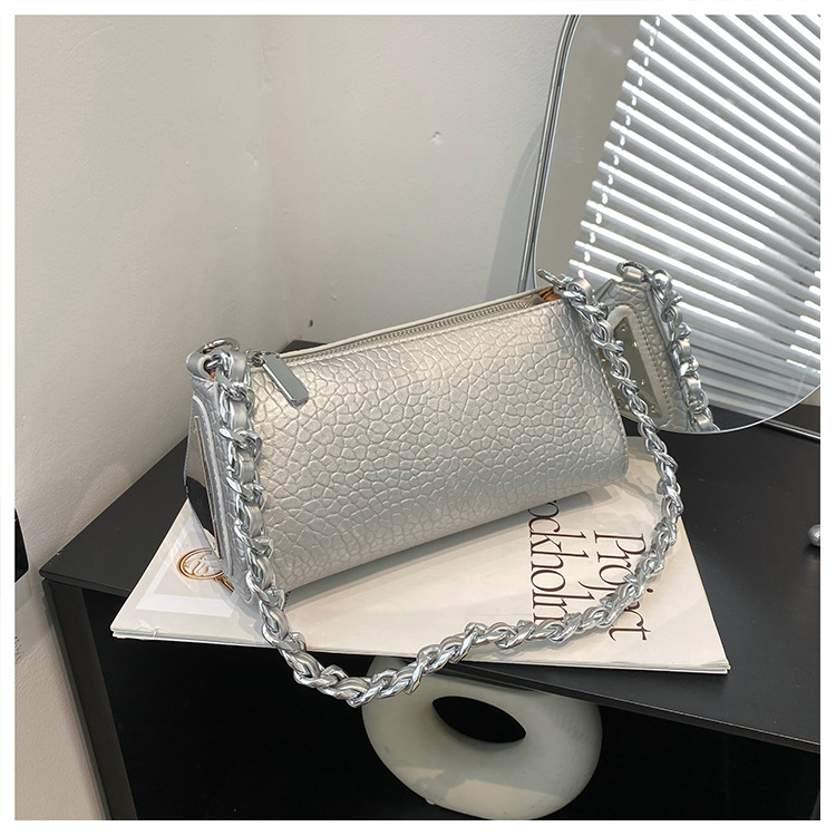 Årets populære ultra-hot nisjedesignvesker 2023 nye damevesker Utenlandsk stil matchende messenger bag enkel skulder underarm bag_voghion.com