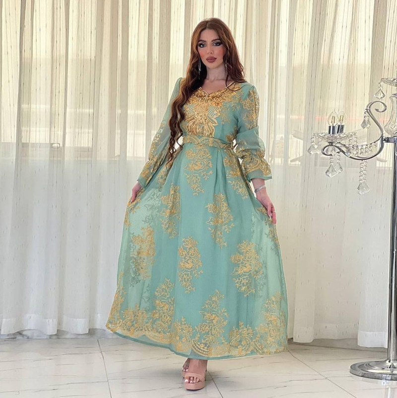Vestido de cena de fiesta musulmana con apliques bordados_voghion.com