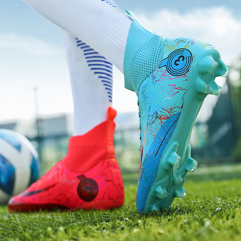 Scarpe da calcio con tacchetti lunghi alla caviglia per bambini Scarpe da calcio professionali per allenamento su erba Antiscivolo FG/TF Sneaker di alta qualità 2024_voghion.com