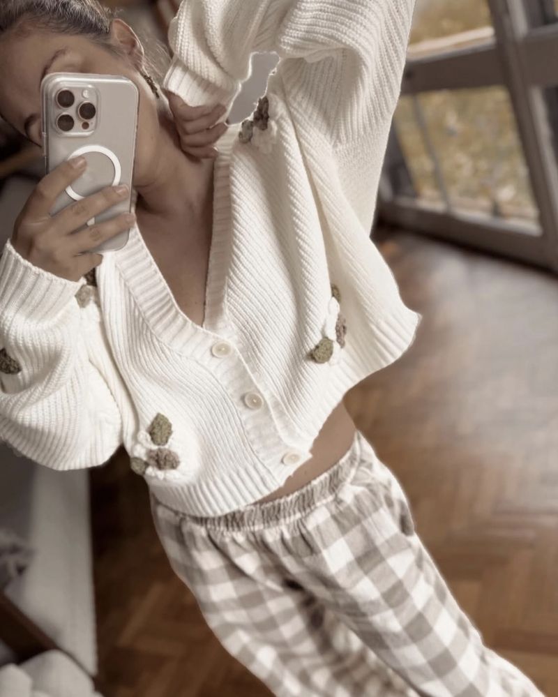 Vintage Häkel-Cardigan mit Knöpfen – Übergroßer Boho-Strickpullover für Damen (Schwarz/Weiß)_voghion.com