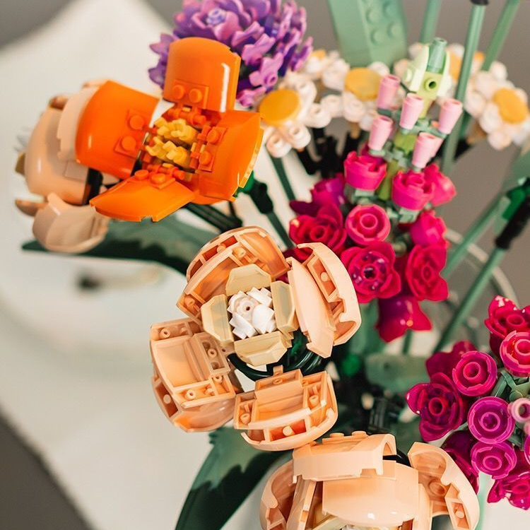 Suderinamas LEGO rožių puokštės orchidėjų konstravimo kaladėlės „Eternal Flower Girl“ surinkimo žaislas_voghion.com