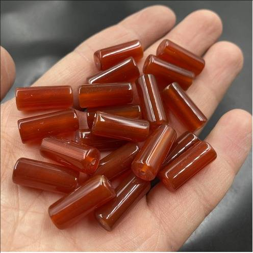 Prisvärda DIY Jadetillbehör Röda Agatpärlor Lösa Pärlor 8 * 16mm Röda Jadeit Långa Pärlor Rörpärlor_voghion.com