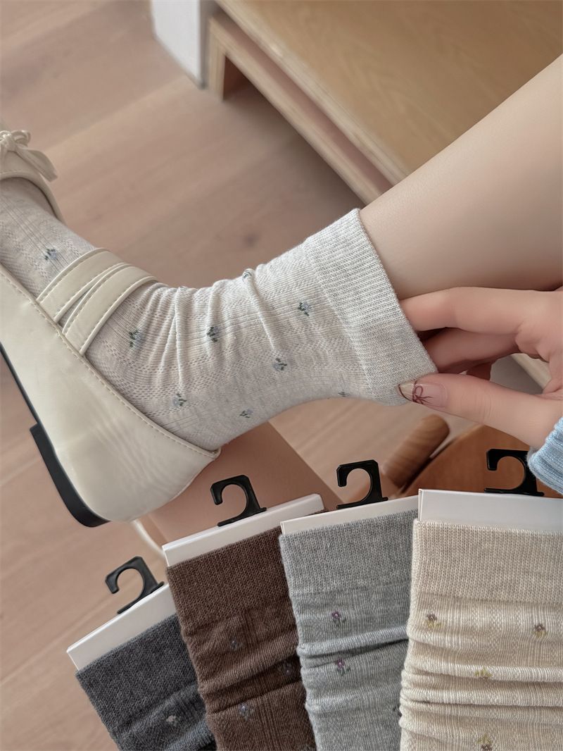 Calzini da donna con pizzo floreale - Stile vintage francese, cotone traspirante, calzini boho chic per look casual e alla moda. Calzini in pile con scarpe Dexun._voghion.com