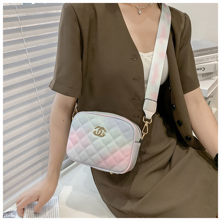 Höst och vinter på den nya lilla doften gradvis färg utländsk stil crossbody väska broderi linje axelväska bred rem_voghion.com