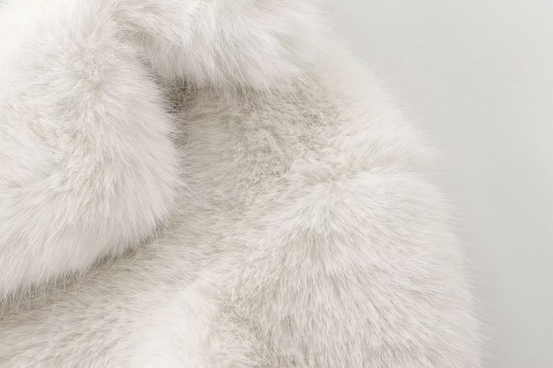 Cappotto in pelliccia sintetica di lusso per donna - Giacca invernale calda e alla moda oversize con collo a scialle, capospalla in peluche morbido ed ecologico_voghion.com