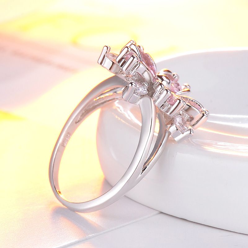 Moda Romantica ed Elegante Anello di Nozze in Zircone a Forma di Fiore di Ciliegio Squisito Gioielli da Donna in Argento_voghion.com