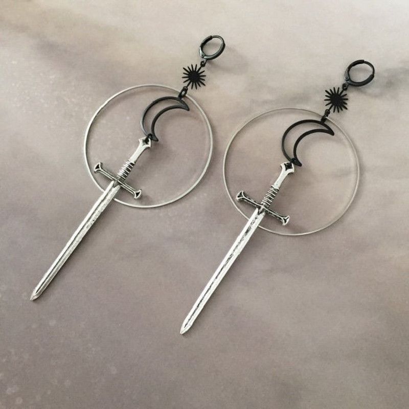 Sieraden en accessoires Charmante gothic punk zon en maan ring zwaard oorbellen_voghion.com
