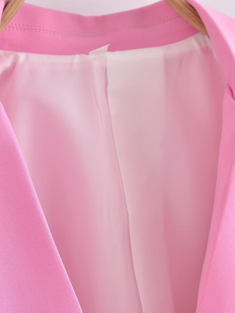 Abbigliamento da donna giacca corta con colletto + abito ampio con minigonna a pieghe_voghion.com