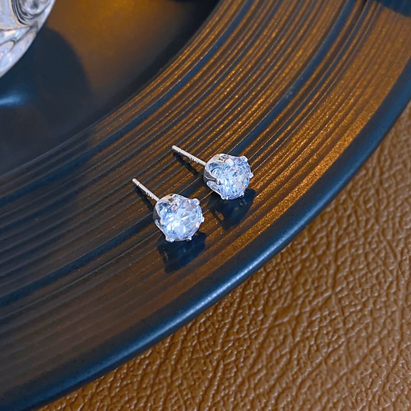 S Silver Needle Trendy Six Piece Zircone Piccolo e Squisito Vento Freddo con Stile Versatile Mini Orecchini per Donna_voghion.com