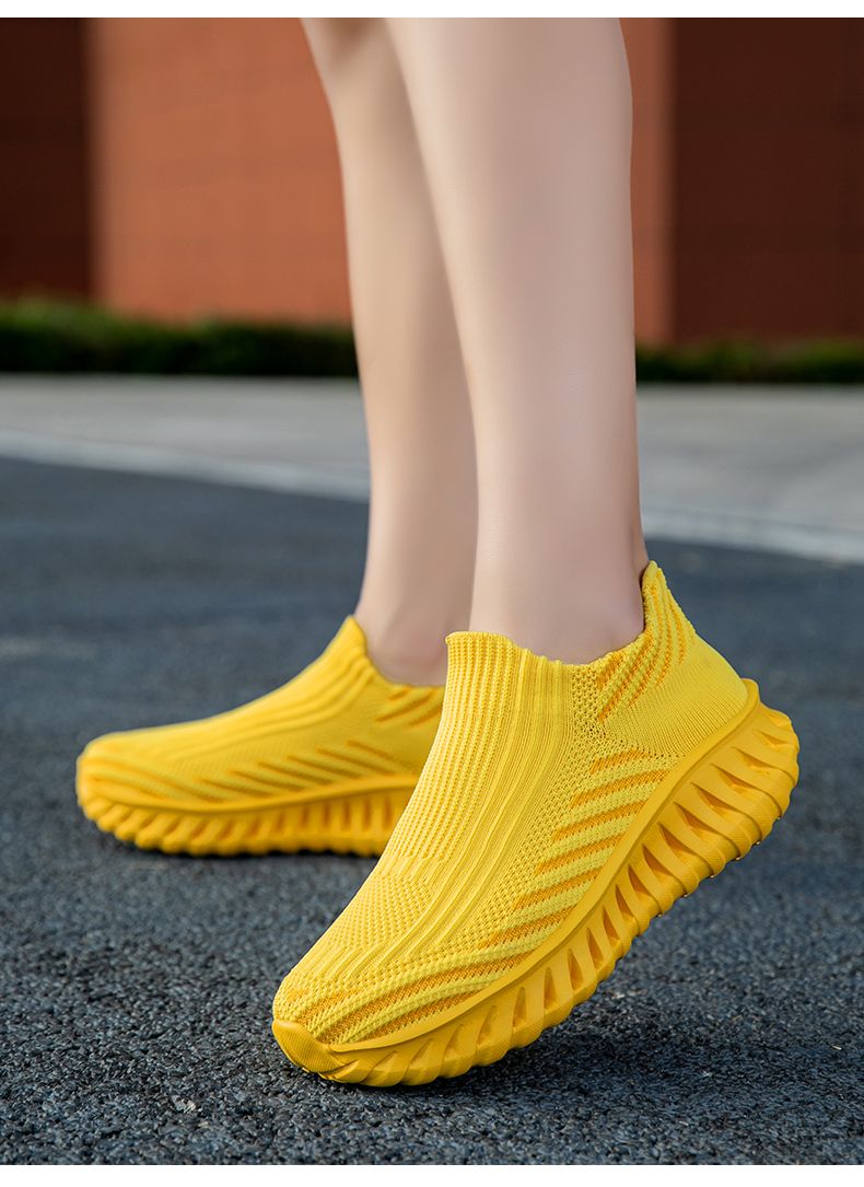 Green Platform Knit Sneakers Men Women Trainers Breathable Socks Men's Running Shoes Comfortable Slip-on Women's Sports Shoes_voghion.com