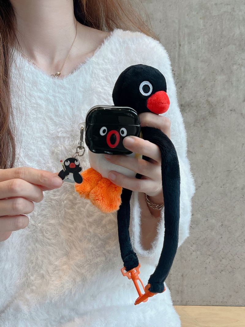 Funny cartoon penguin pendant suitable for airpods3 protective case pro2 wireless Bluetooth 1/2 generation earphone case_voghion.com