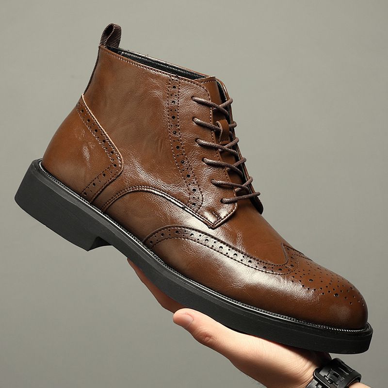 2026 Top High Men's Martin Brogue British Work Cowhide Handmade Casual Thick Sole Leather Boots With Fleece Lining_voghion.com