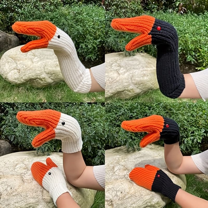 2024 Winter Cold-Proof Warm Cute Funny Long And Short Three-Dimensional Swan Knitted Wool Gloves With Animal Elements_voghion.com