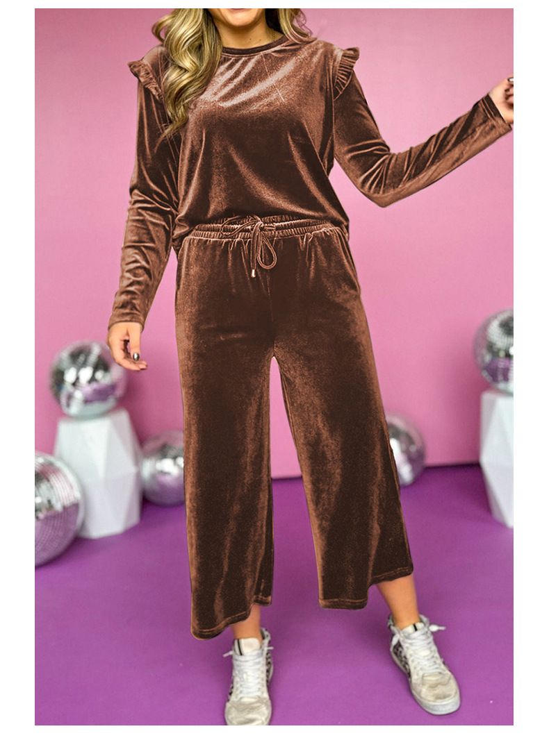 Utangaç mizaç düz renk kadife moda kadın sonbahar yeni stil uzun kollu üst, kırpılmış pantolon iki parçalı set_voghion.com