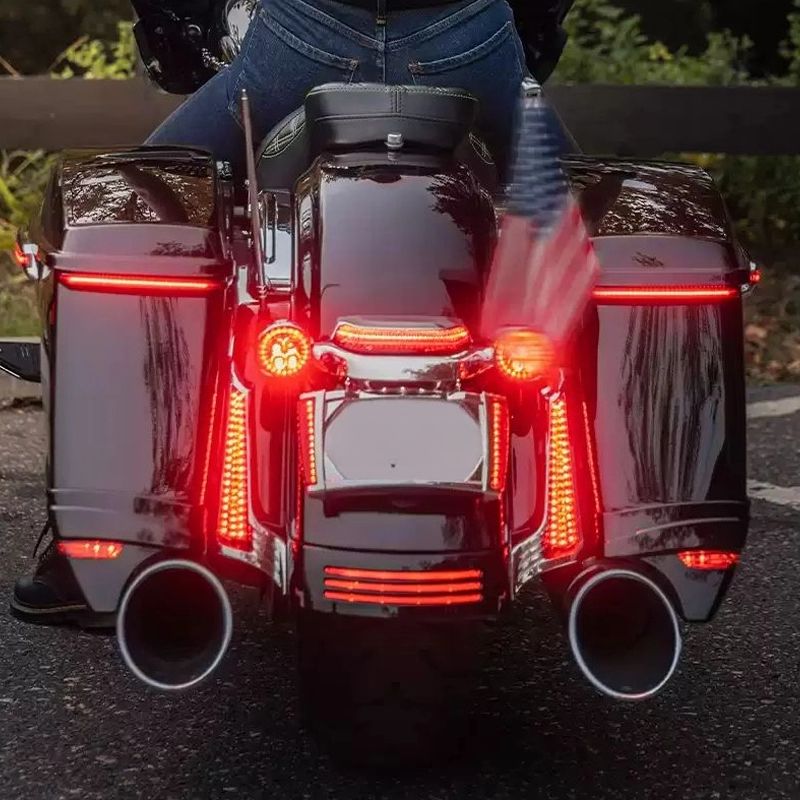2xMotorcycle Rear Fender Led Side Lights Filler Panel Turn Signal Brake Lamp For Harley Touring Road King Street Glide 2014-2023_voghion.com