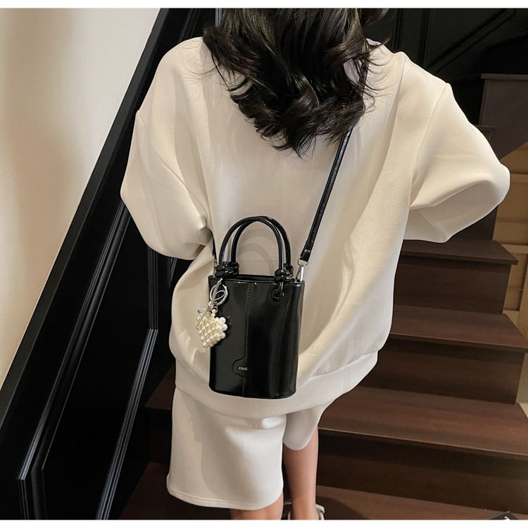 Women's Bucket Bag Stylish Silver Spice Single Shoulder Crossbody Bag With Retro Texture Carrying Bucket Bag_voghion.com