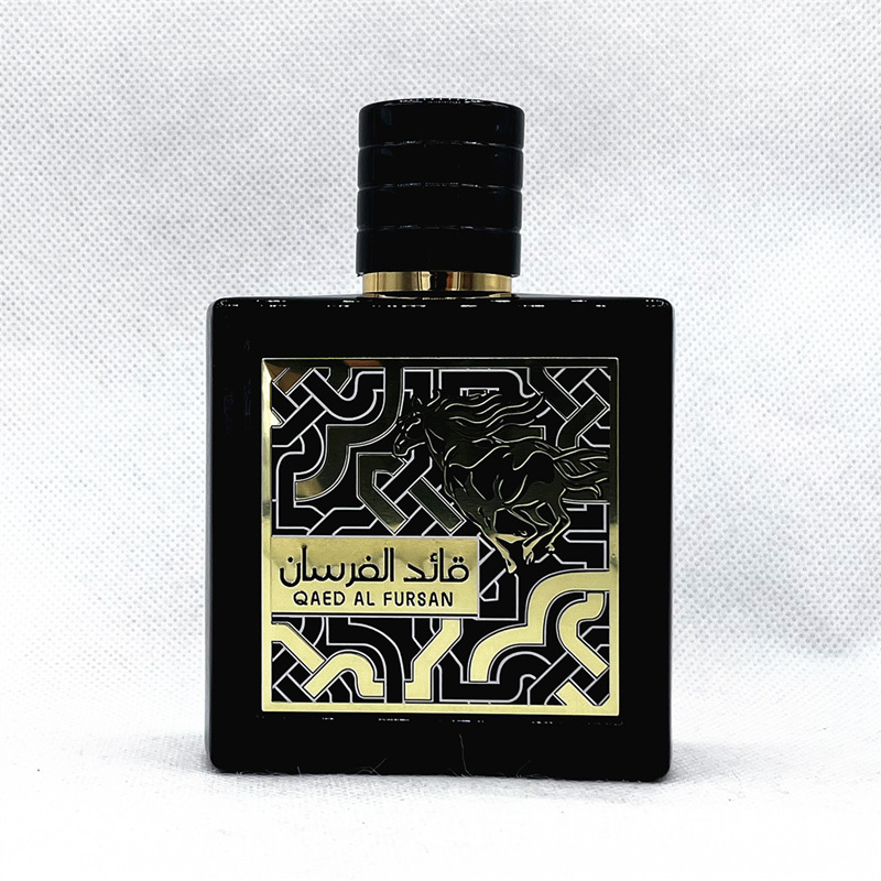 Ny parfym QAED AL FURSAN Black Mustang Mellanöstern Arab Utrikeshandel Dubai Export Parfym_voghion.com