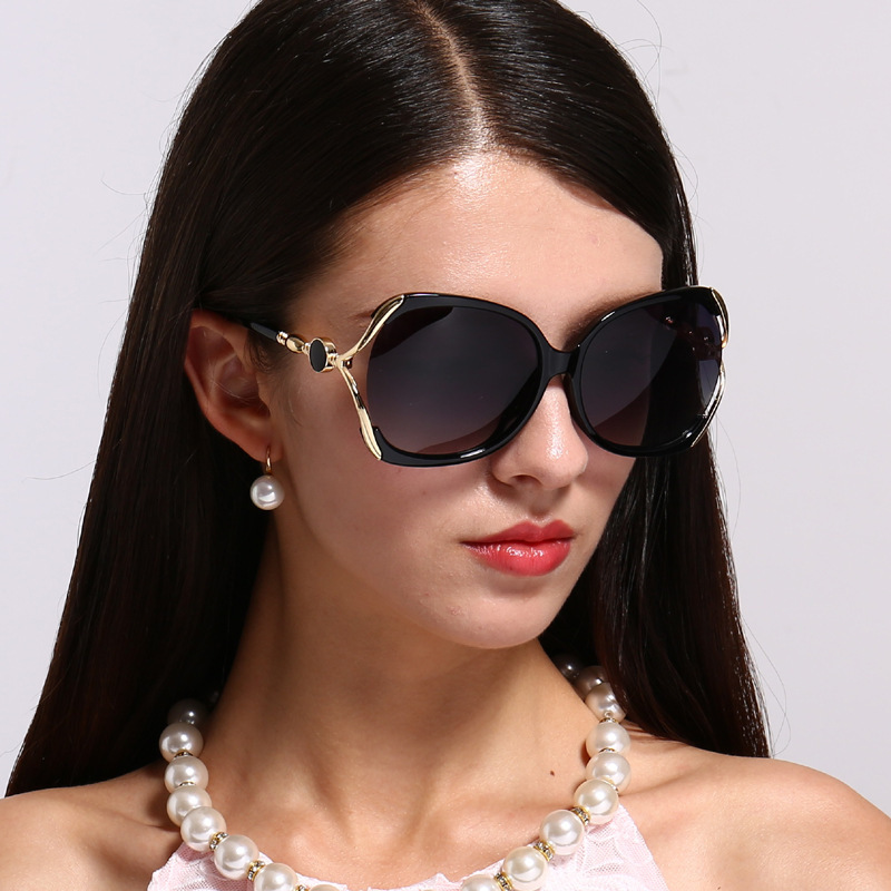 Famous brand women's polarized sunglasses large style glasses driving mirror D same sunglasses_voghion.com