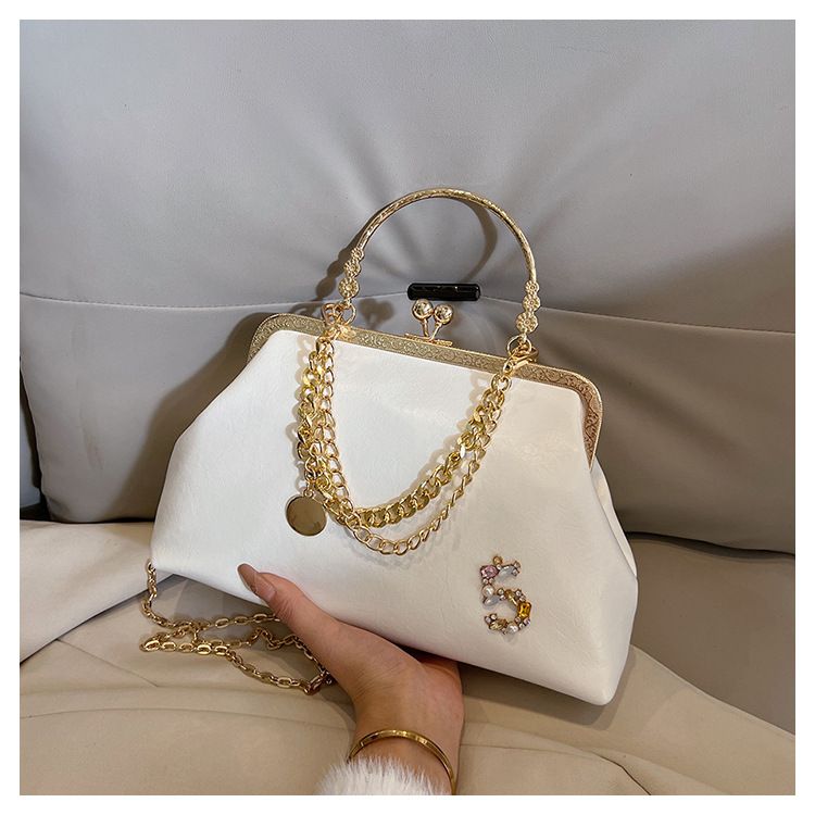 PU Soft Leather 2024 New Street Trend One Handbag Women's Clasp Shoulder Bag_voghion.com