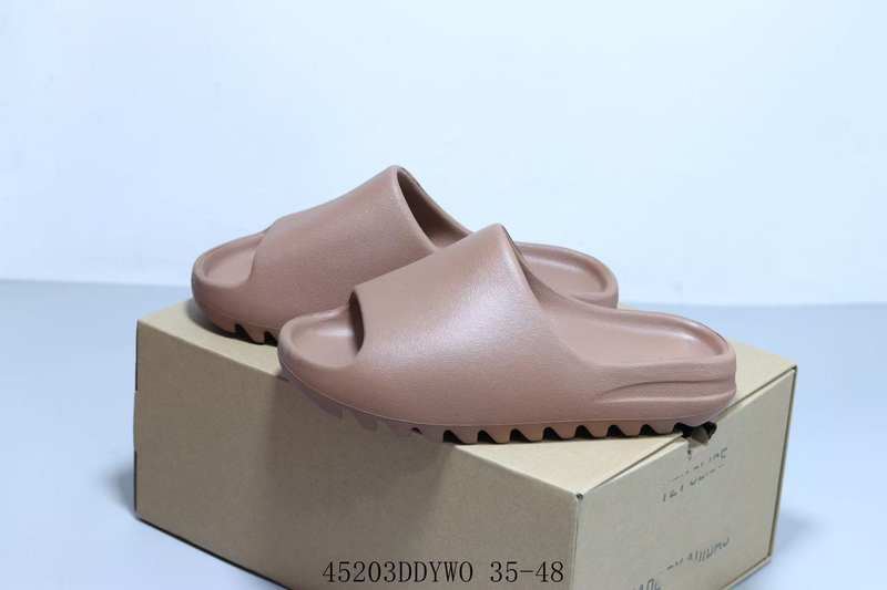 Yeezzyy Slide Granite, comode e versatili pantofole in EVA con scritta, per uomo e donna_voghion.com