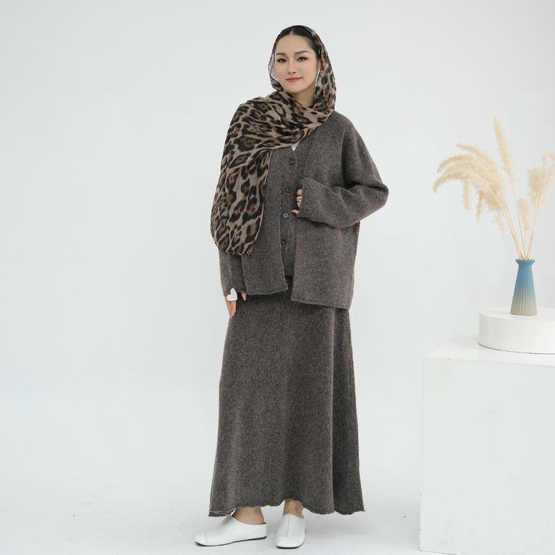 Turkish Winter Knit Set – Modest Long-Sleeve Maxi Dress & Scarf (One Size, Thermal Lined, Stretch Rayon-Blend,Neutral Palette, Hijabi-Friendly)_voghion.com
