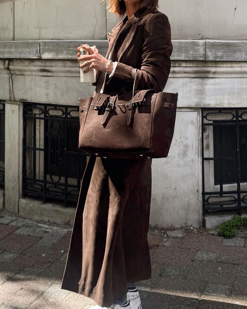 Cappotto lungo da donna autunno inverno elegante marrone con cintura in vita_voghion.com