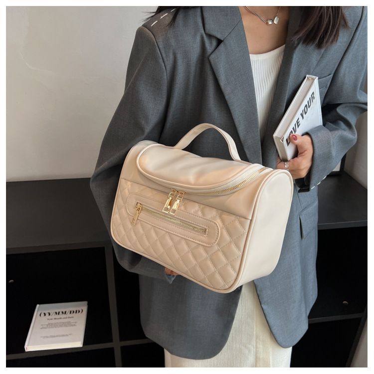 Fashionable Tote Bag For Women - Spacious Shoulder Bag With Zipper Closure, Versatile For Work, School & Daily Use (Available In Black, Green_voghion.com