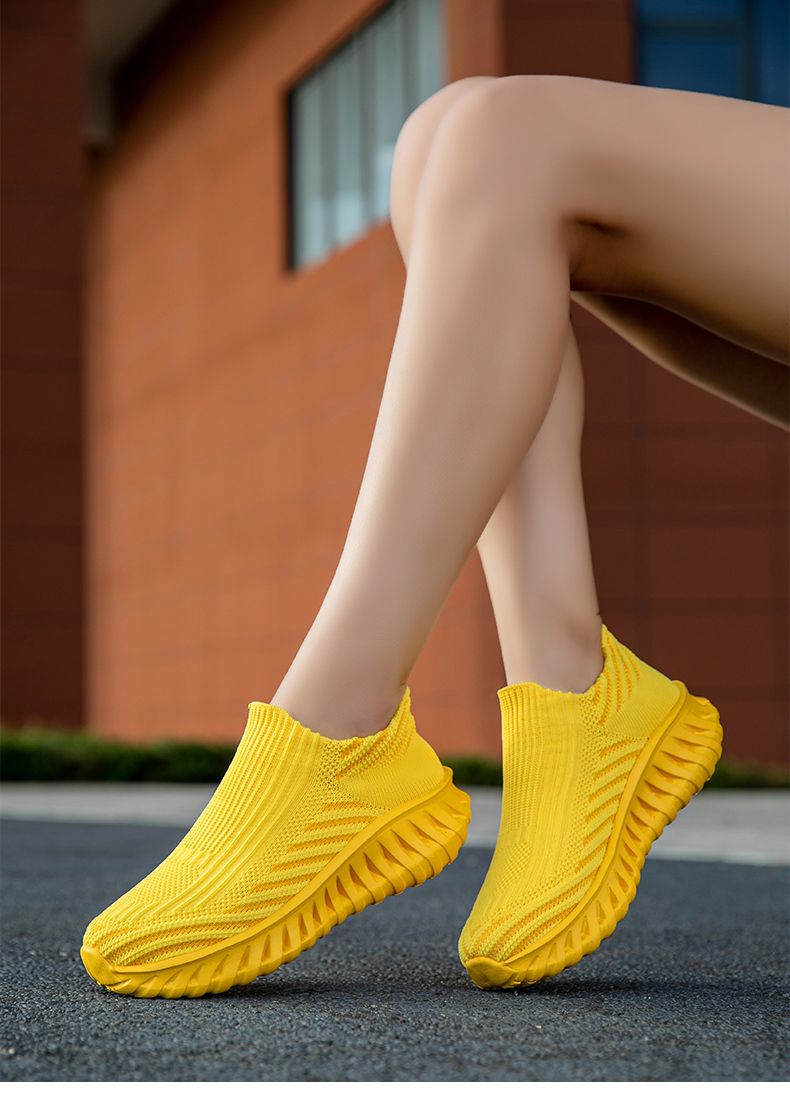 Green Platform Knit Sneakers Men Women Trainers Breathable Socks Men's Running Shoes Comfortable Slip-on Women's Sports Shoes_voghion.com