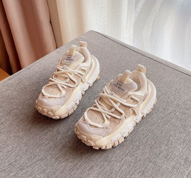 Herrenschuhe sind super beliebte Papa-Schuhe mit dicken Sohlen und erhöhter Höhe Trend Station Casual Sports Schuhe_voghion.com