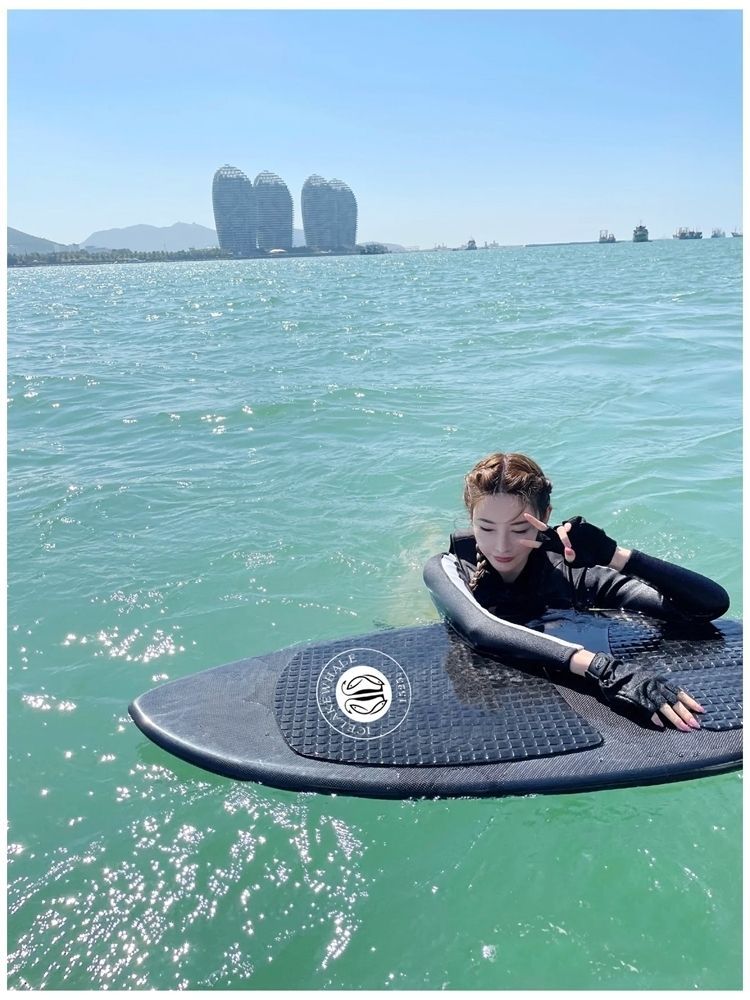 Koreański kostium kąpielowy Push-Up z długim rękawem Ochrona przeciwsłoneczna Sanya Wake Surfing Jednoczęściowy seksowny strój kąpielowy na gorące wiosenne wakacje z zamkiem błyskawicznym_voghion.com