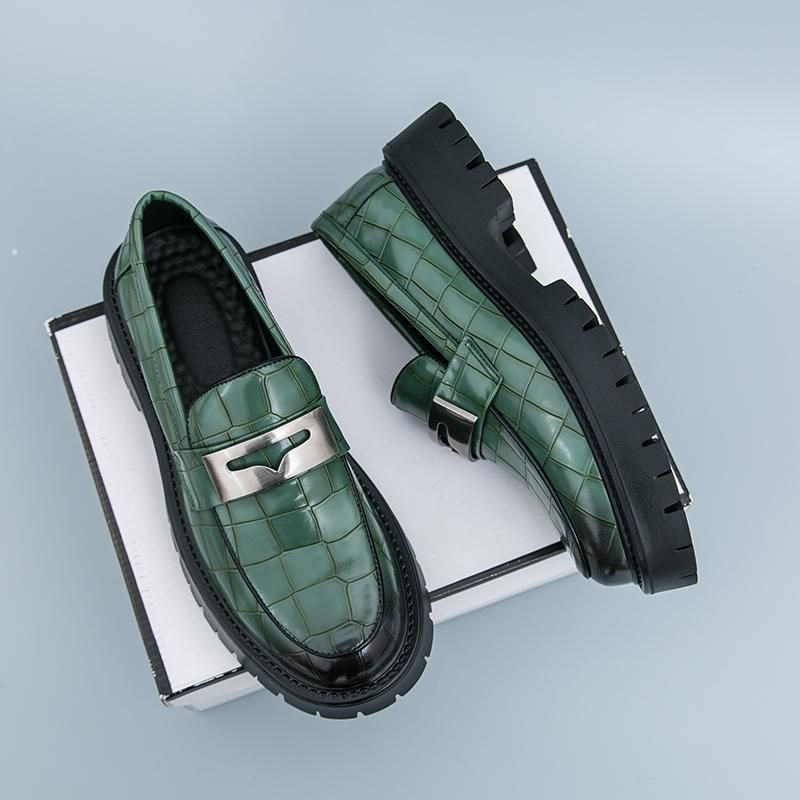 ShoeVault Thick-Soled Loafers Cross-Border Large Size New Leather Fashionable Men's Business Slip-On Formal Shoes_voghion.com