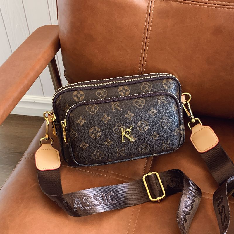 Luxuriöse Umhängetasche für Damen, klassisches Blumenmuster, K-Gold-Akzent, leichter Reißverschluss, verstellbarer Riemen, Pendlertasche, 22 x 6 x 15 cm_voghion.com