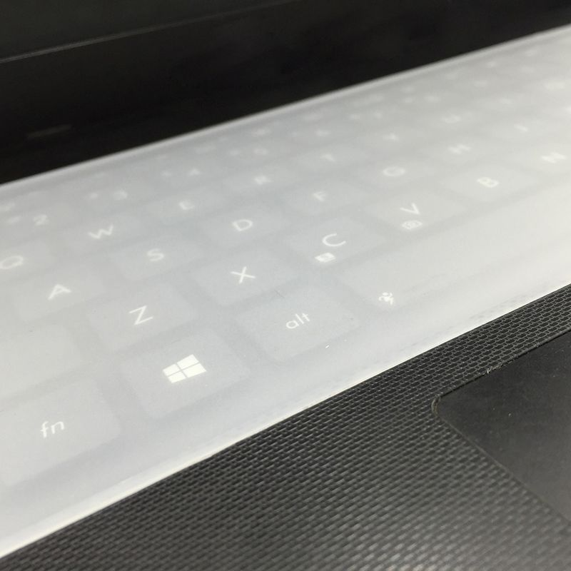 Cover Ultradunne, goed aanvoelende siliconen universele toetsenbordfilm voor laptop_voghion.com