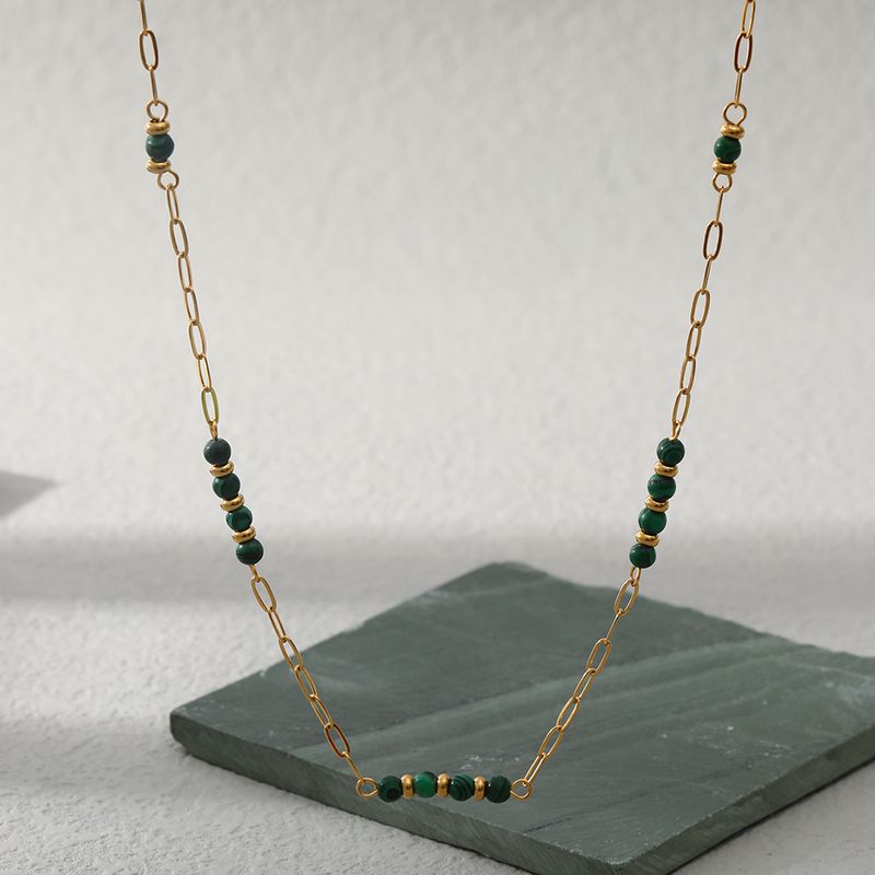 Collana da donna in acciaio inossidabile con pietra naturale placcata in oro vero, impermeabile e anti-scolorimento, design leggero e di nicchia_voghion.com