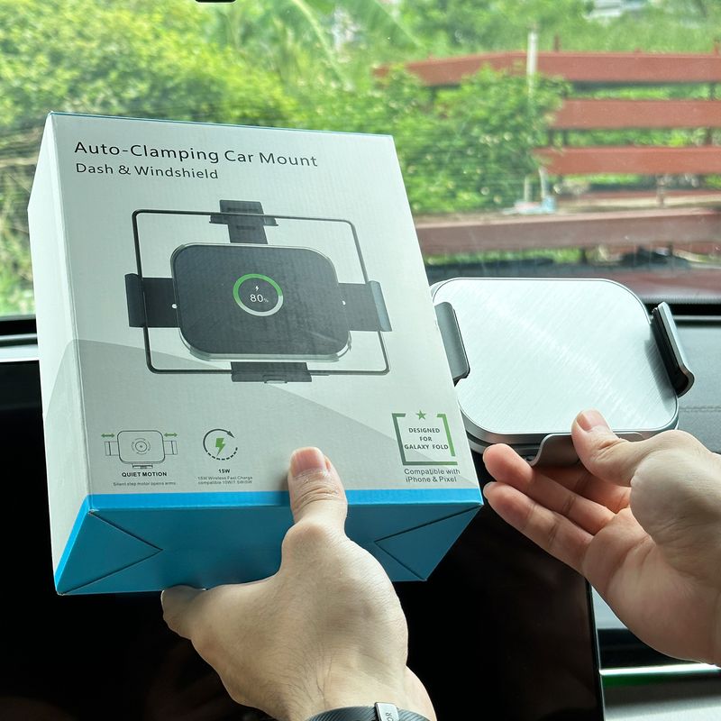 KC zertifizéiert Samsung Klappbildschierm Zfold5 Autosdrahtlosen Opluedapparat gëeegent fir Xiaomi Huawei Handyhalterung_voghion.com