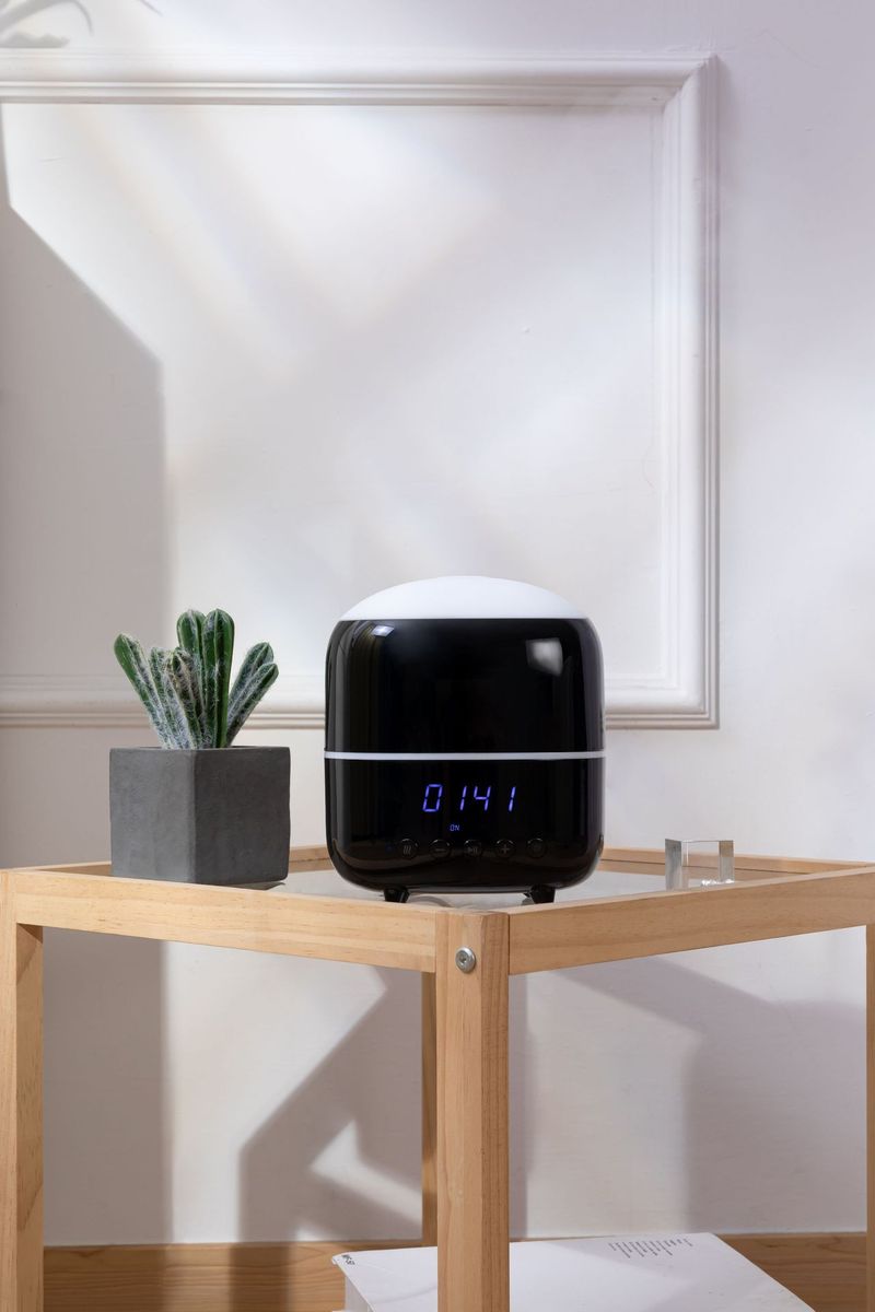 Ultrasonic Aroma Diffuser With Bluetooth Speaker, LED Clock & Night Light, 500ml Humidifier For Home Office Bedroom, Auto Shut-Off_voghion.com