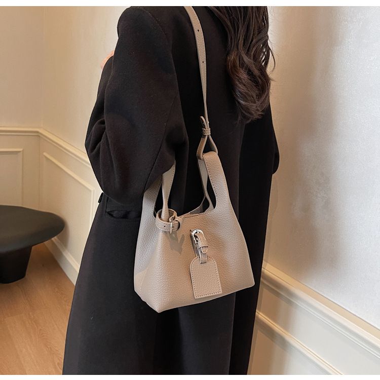 Borsa a mano con cestino di verdure per donna 2025 Nuovo stile Outing Piccola con borsa a tracolla per pendolari ad alta consistenza_voghion.com