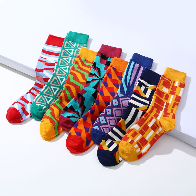 Herbst und Winter Mid-Tube Tide Socken Damen Tide Brand Strümpfe Herren Geometrischer Trend Baumwollsocken_voghion.com