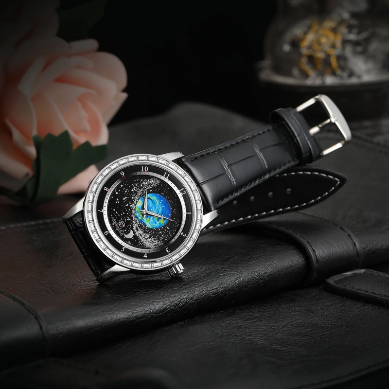 Brangakmenių inkrustuotas „Rotating Star“ automatinis mechaninis laikrodis su odiniu dirželiu, šventinė dovana_voghion.com