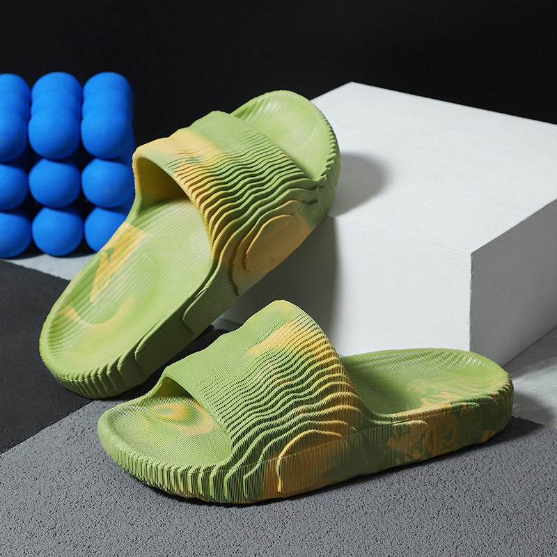 Papuci moi pentru bărbați, îmbrăcăminte exterioară, nouă tendință de modă de vară, sandale cu aceeași talpă groasă și o singură linie pentru cupluri_voghion.com