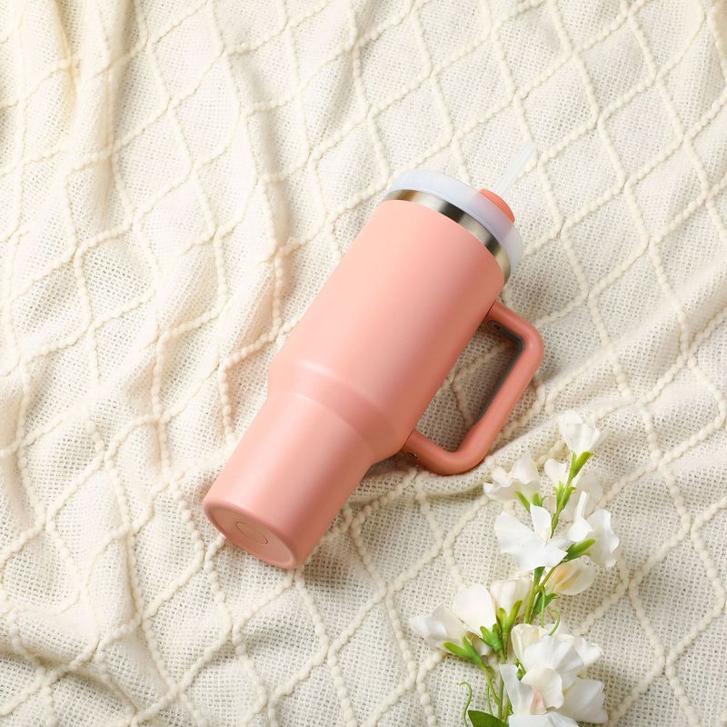 Roestvrijstalen autobeker met handvat, 304 vacuüm geïsoleerde reisbeker, houdt warm en koud, 12 uur lekvrij, deksel met antislipbodem_voghion.com