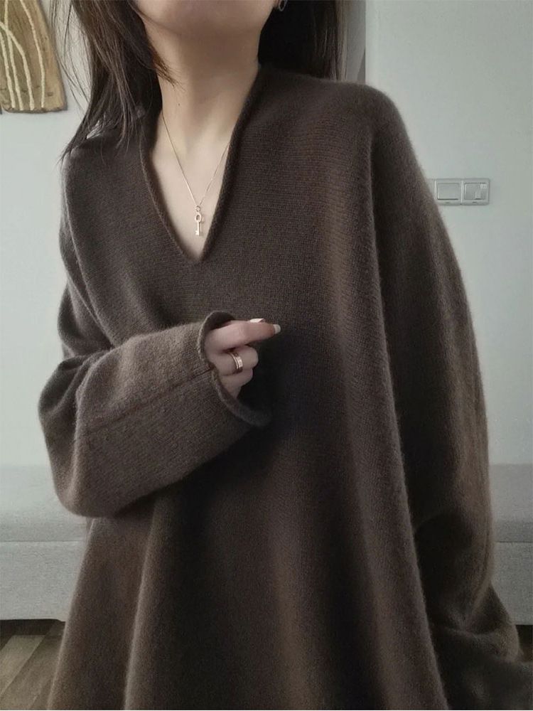 Maglione in maglia color caffè, stile europeo, scollo a V, primavera 2023, morbido, unico, super bello_voghion.com