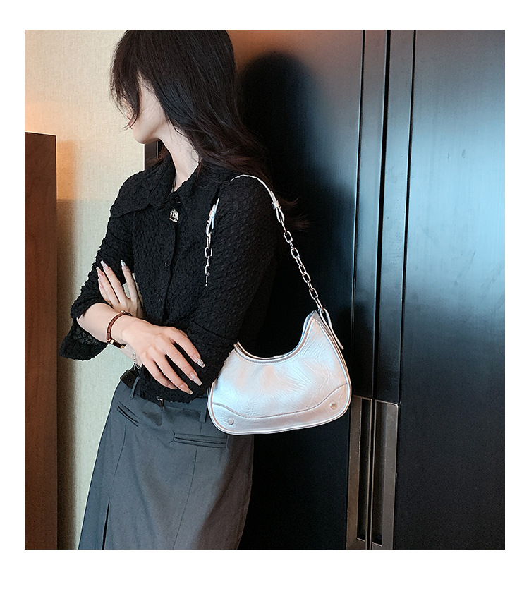 Niche haut de gamme chaîne aisselle sac pour femmes 2023 été nouveau Style Simple polyvalent sac à bandoulière une pièce livraison directe_voghion.com