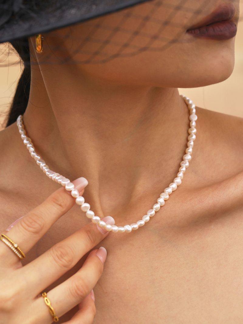 Women's Jewelry Elegant French Style Freshwater Pearl Necklace Handcrafted Beaded Luxury Choker For Women Texture Clavicle Chain Female Jewelry_voghion.com