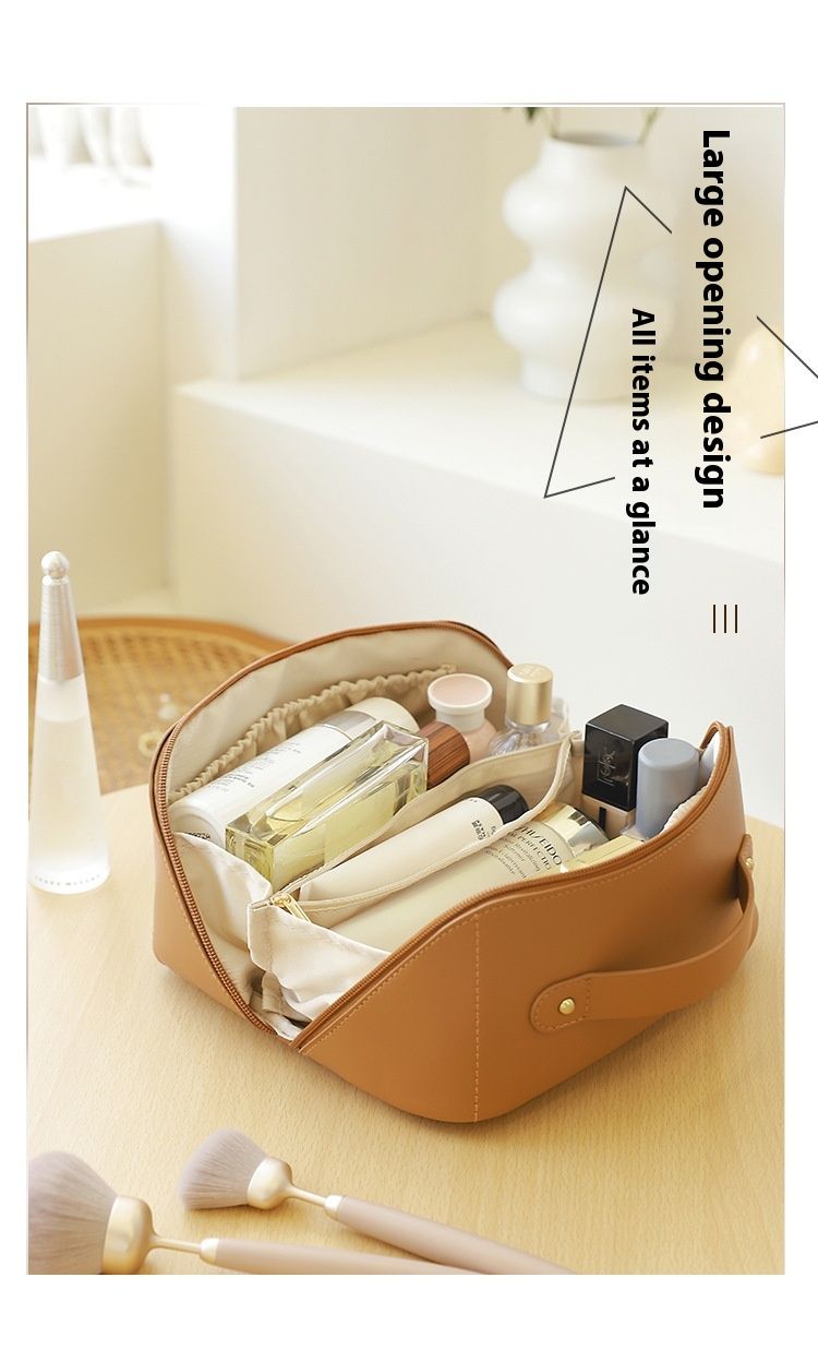 2023 New Large Capacity Ins Style Makeup Storage Portable Travel Wash Bag_voghion.com
