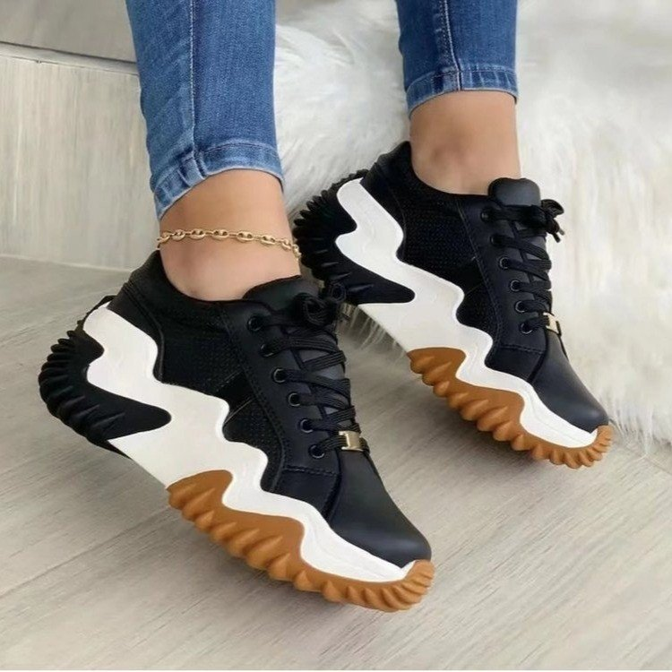 Spor ve Eğlence Kadın Kalın Günlük Ayakkabılar Boy Uzatma Uyumlu Renk Avrupa ve Amerikan Kalın Tabanlı Günlük Bağcıklı Büyük Beden_voghion.com