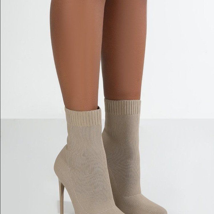 2021 Autumn New Knitted Stretch Pointed Toe Mid-Calf Ankle Plus Size Stiletto Super High Heel Sock Boots_voghion.com