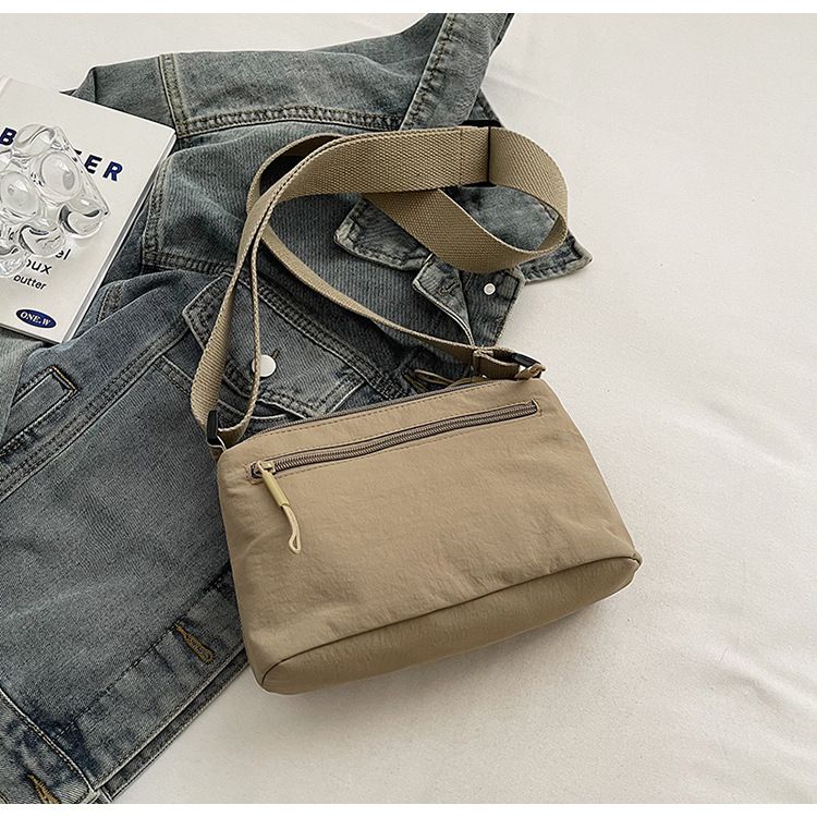 Nylon ultra avec compartiments multiples anti-éclaboussures, fabriqué à partir de matériaux simples et légers, grande capacité unique_voghion.com